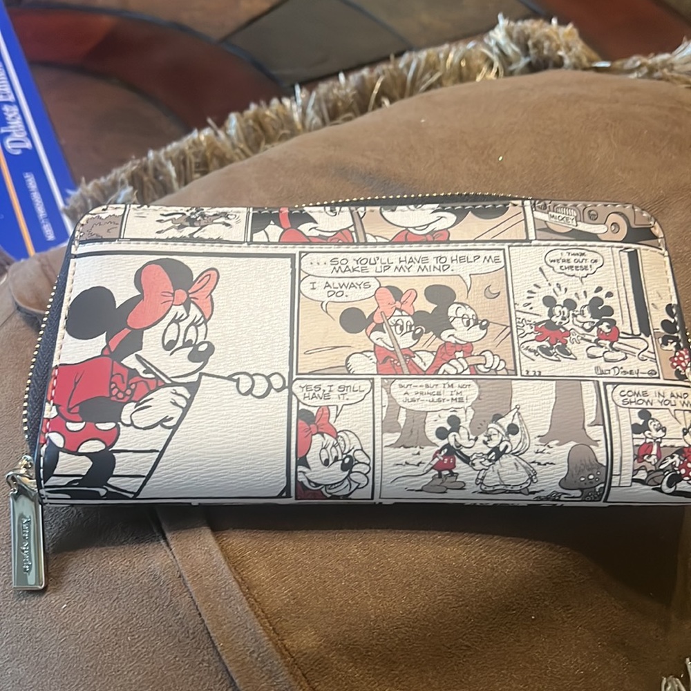 Kate Spade, New York, Minnie, and Mickey wallet, new with tags see pics - Picture 2 of 8